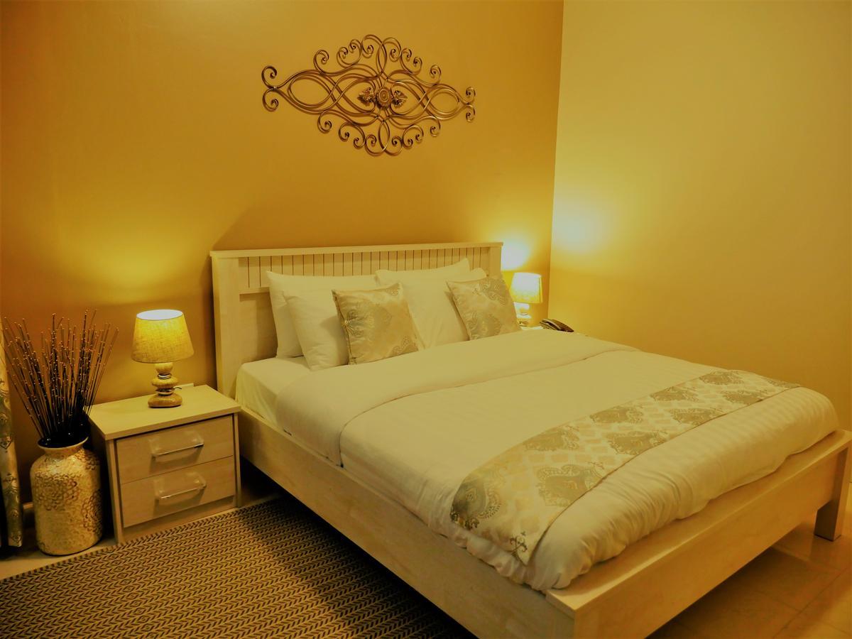 Ivory Castle Limited Hotel Кампала Екстериор снимка